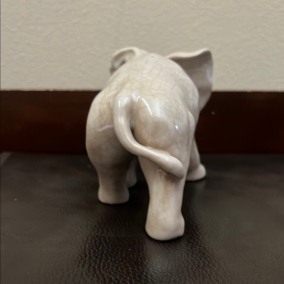 Vtg Elephant Crackle Glazed Ceramic Figurine - Picture 6 of 7
